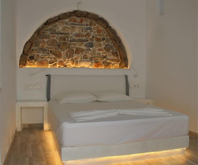 فيلا Naxion Esti - Διαμονή Στην Παλιά Χώρα Της Νάξου Naxos City المظهر الخارجي الصورة